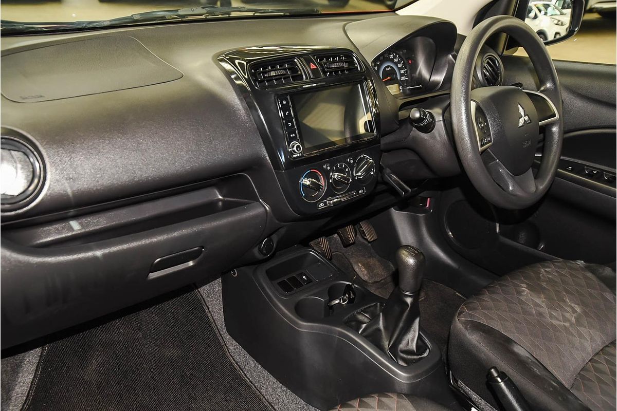 2021 Mitsubishi Mirage ES LB