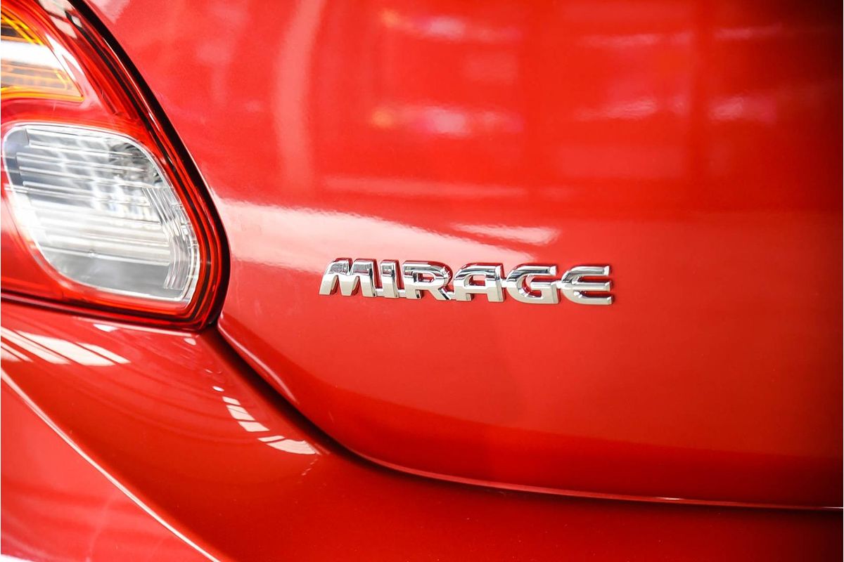 2021 Mitsubishi Mirage ES LB