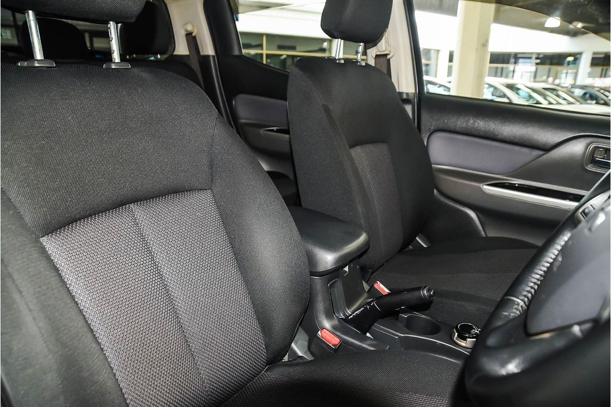 2015 Mitsubishi Triton GLS MQ 4X4