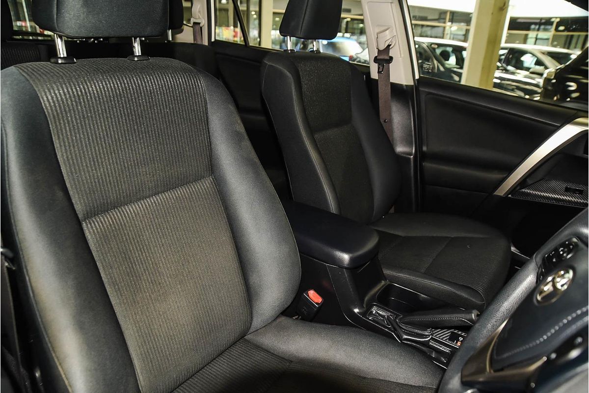 2015 Toyota RAV4 GX ZSA42R