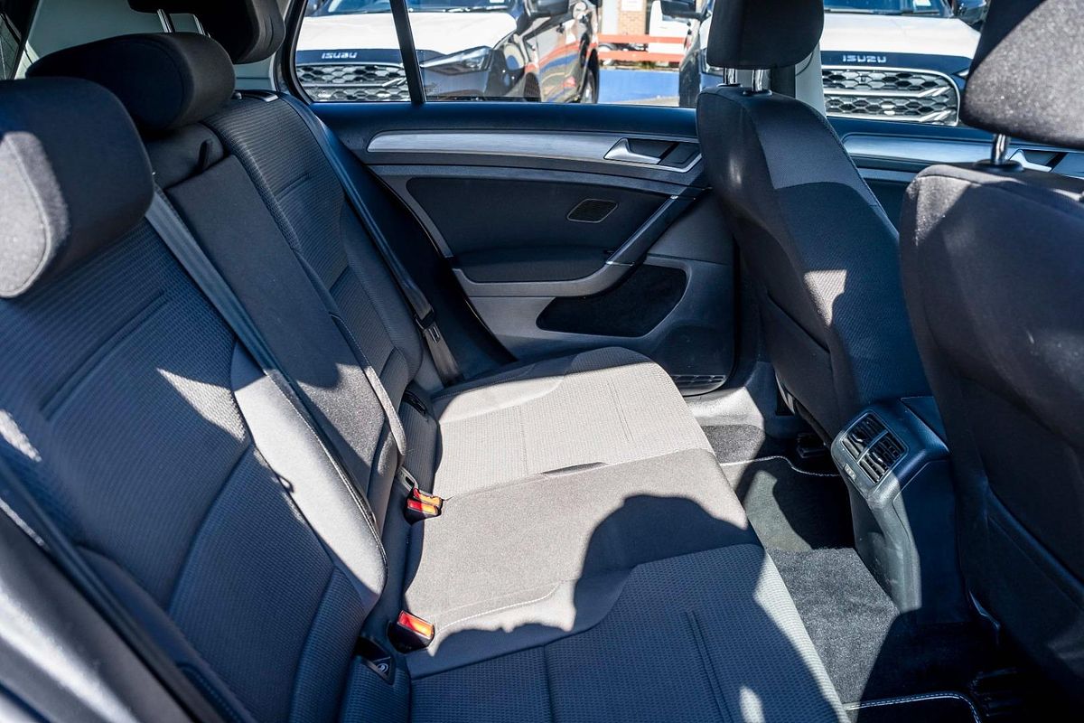 2015 Volkswagen Golf 90TSI Comfortline 7