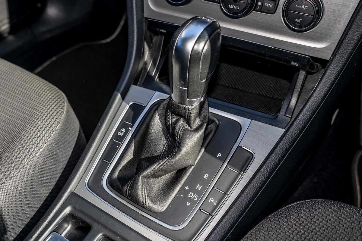 2015 Volkswagen Golf 90TSI Comfortline 7