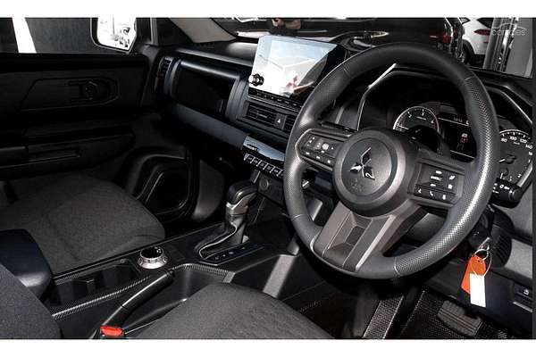 2024 Mitsubishi Triton GLX MV 4X4