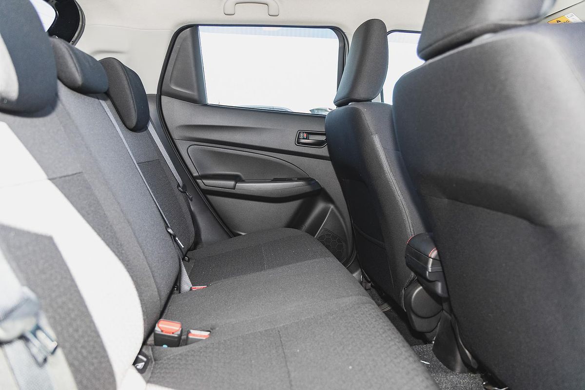 2021 Suzuki Swift GL Navigator AZ Series II