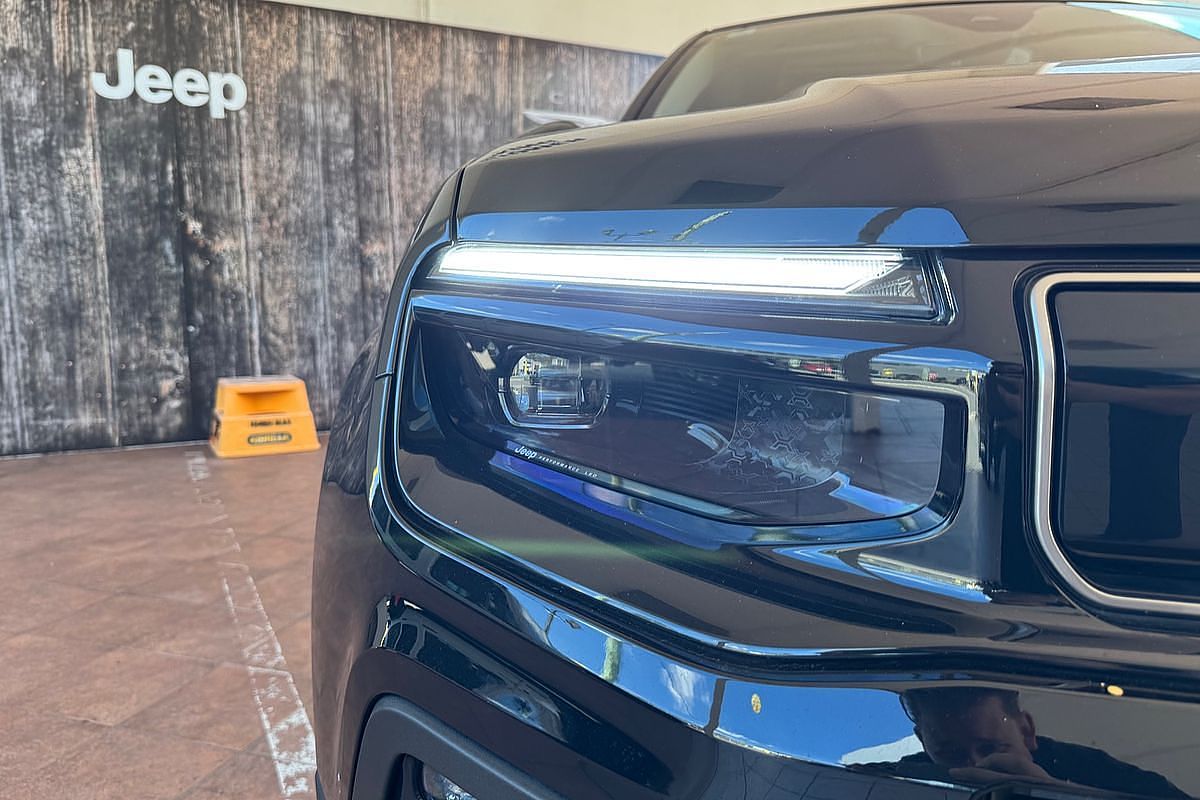 2024 Jeep Avenger Summit JJ