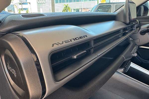 2024 Jeep Avenger Summit JJ