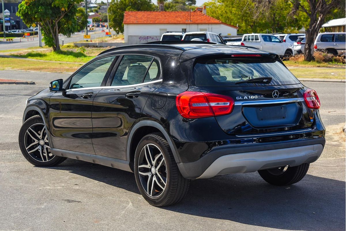 2016 Mercedes-Benz GLA-Class GLA180 X156