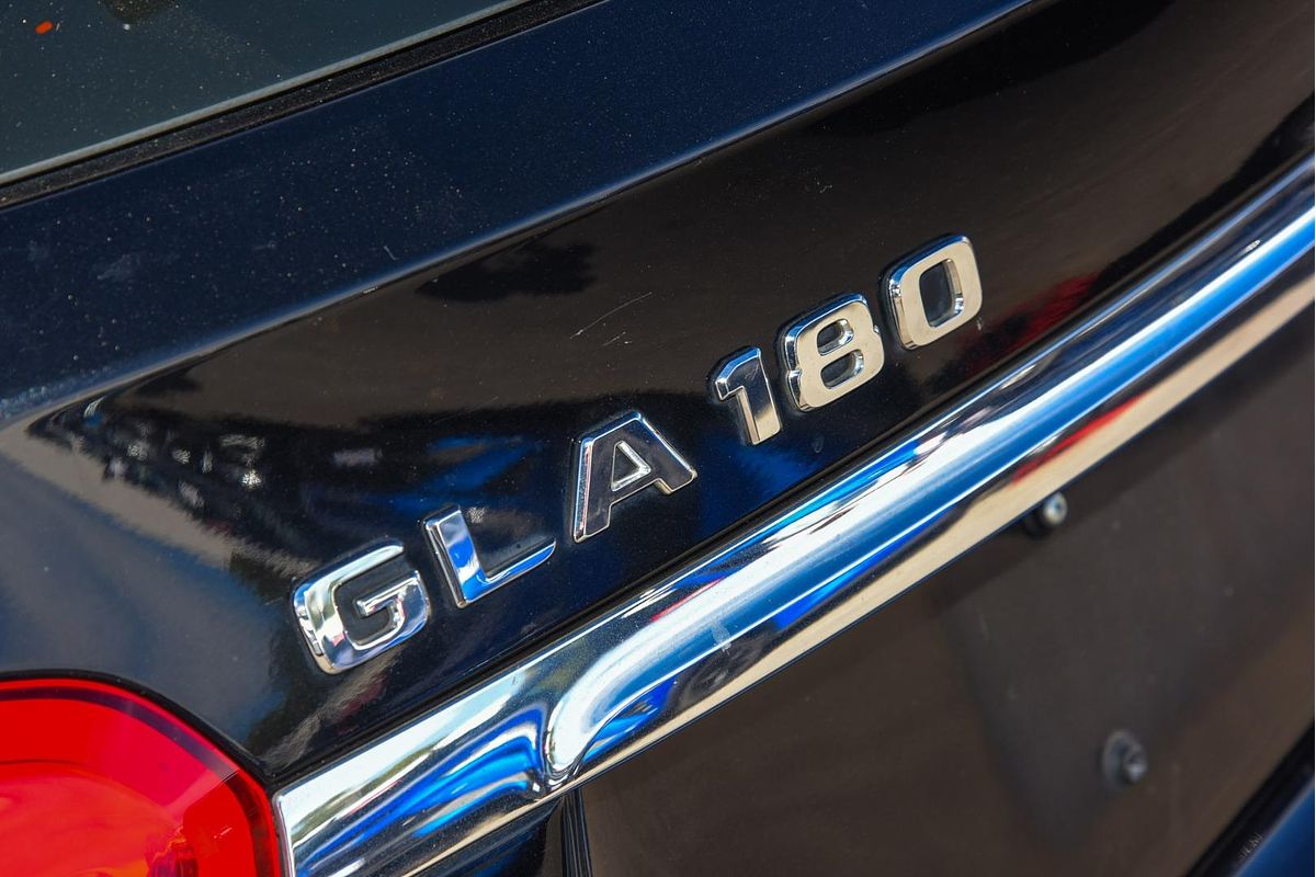 2016 Mercedes-Benz GLA-Class GLA180 X156