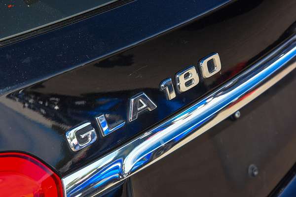 2016 Mercedes-Benz GLA-Class GLA180 X156