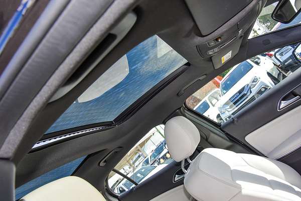 2016 Mercedes-Benz GLA-Class GLA180 X156