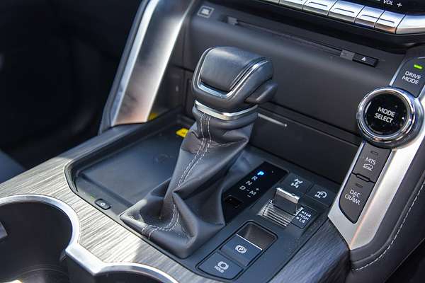 2024 Toyota Landcruiser GR Sport FJA300R