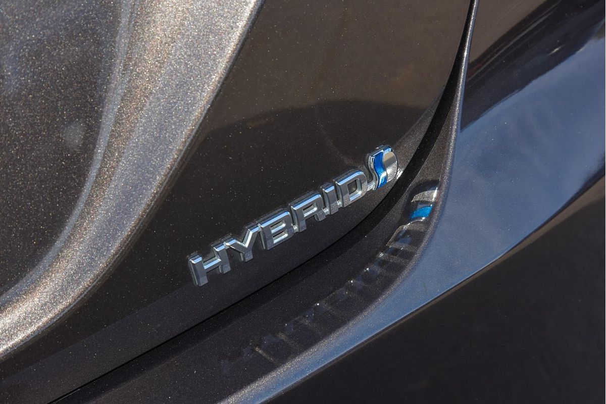 2024 Toyota Camry Ascent AXVH70R