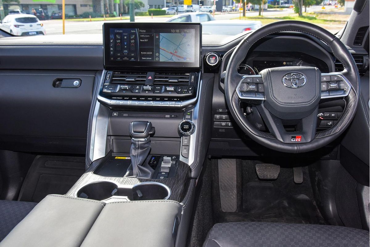 2024 Toyota Landcruiser GR Sport FJA300R