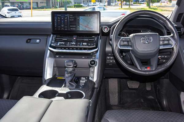 2024 Toyota Landcruiser GR Sport FJA300R