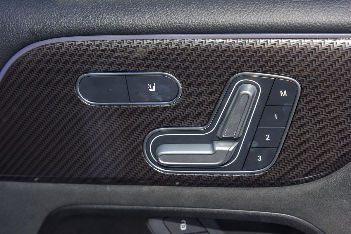 2021 Mercedes-Benz GLB-Class GLB200 X247
