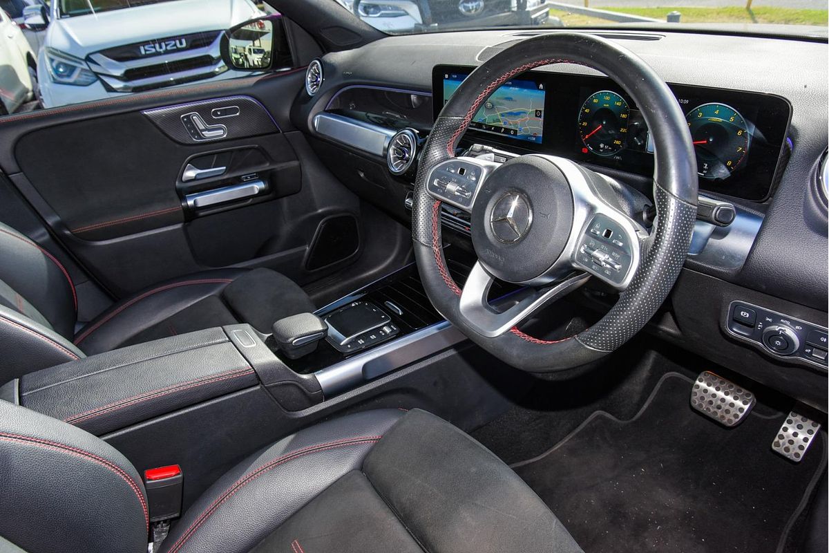 2021 Mercedes-Benz GLB-Class GLB200 X247