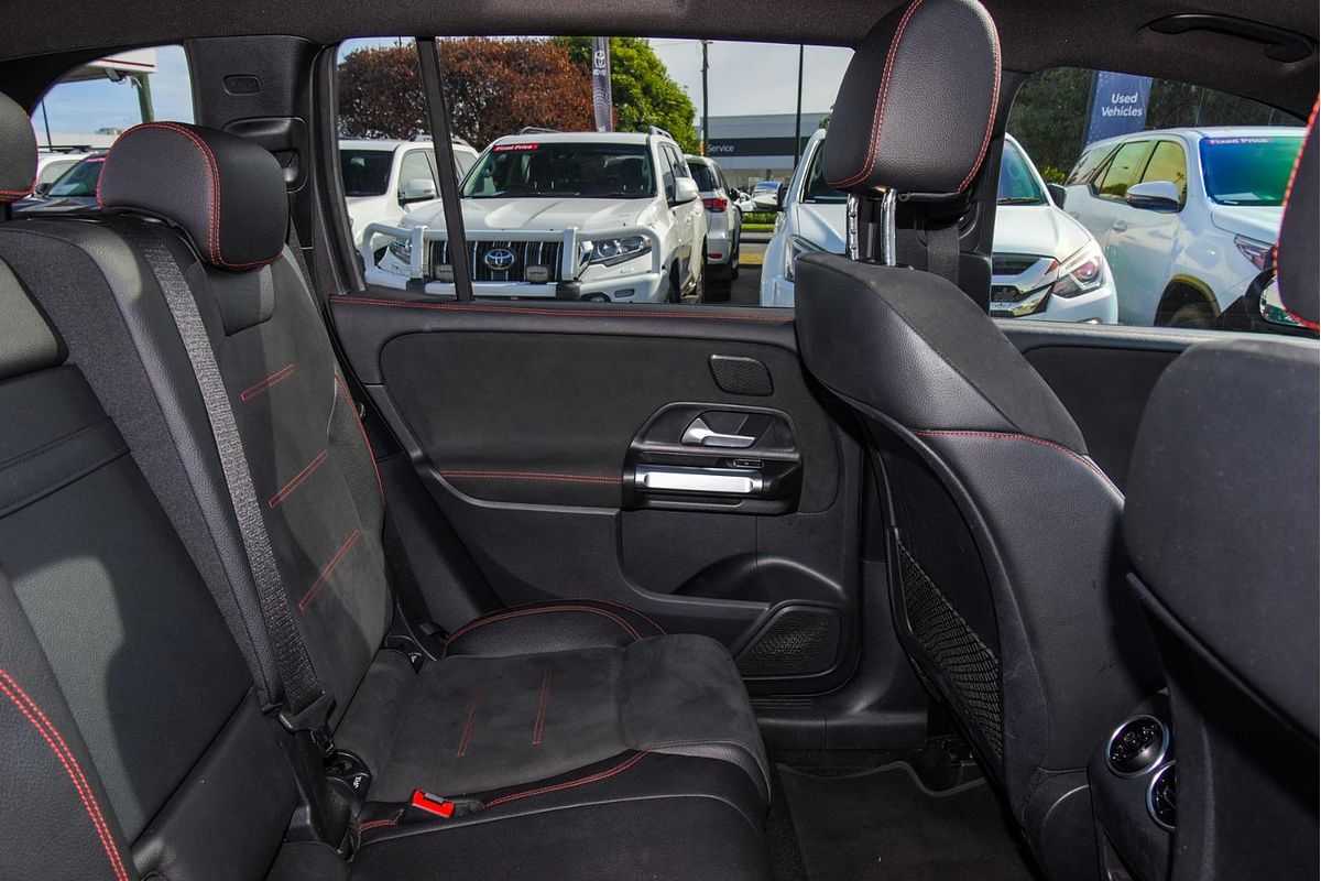 2021 Mercedes-Benz GLB-Class GLB200 X247