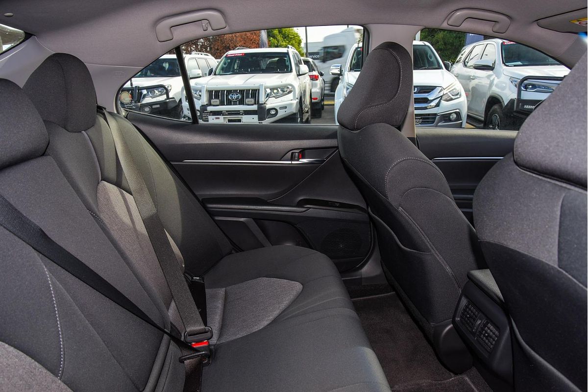 2021 Toyota Camry Ascent Sport AXVH70R