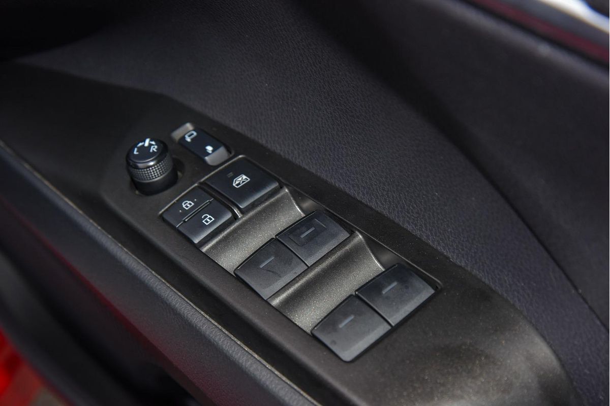 2021 Toyota Camry Ascent Sport AXVH70R