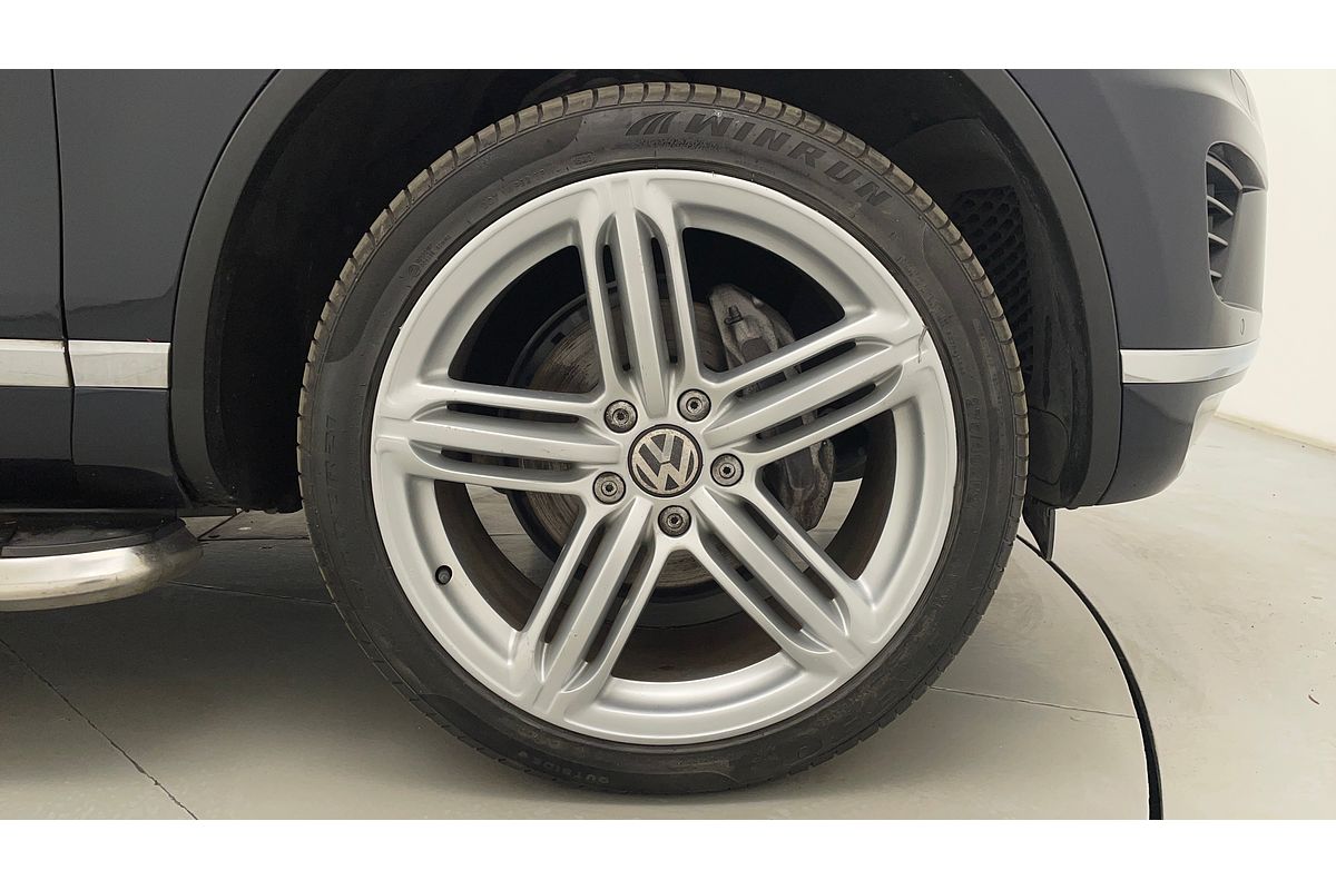 2016 Volkswagen Touareg 150TDI Element 7P