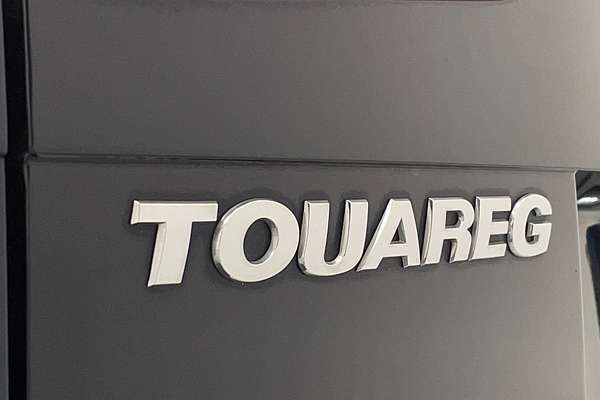 2016 Volkswagen Touareg 150TDI Element 7P