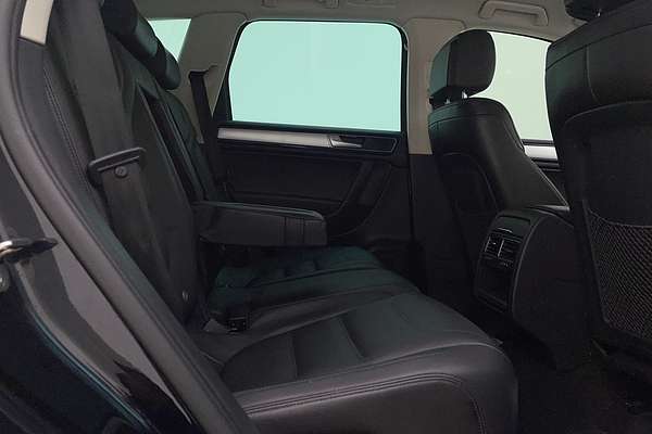 2016 Volkswagen Touareg 150TDI Element 7P