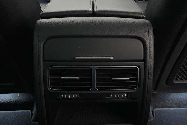 2016 Volkswagen Touareg 150TDI Element 7P