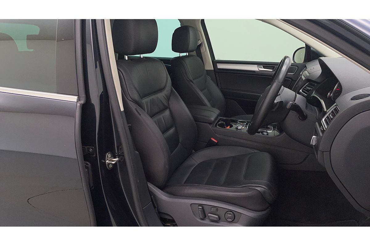 2016 Volkswagen Touareg 150TDI Element 7P