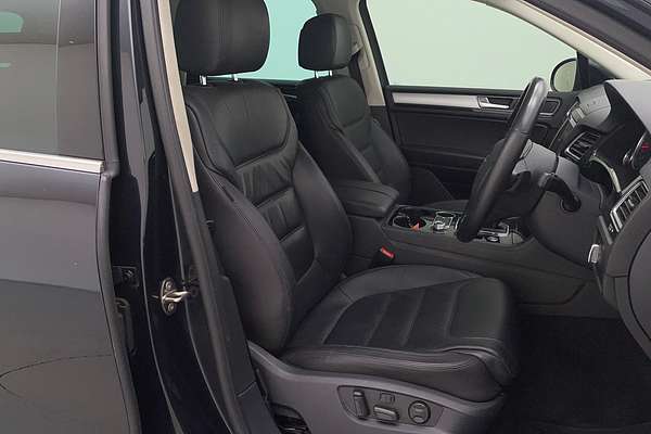 2016 Volkswagen Touareg 150TDI Element 7P