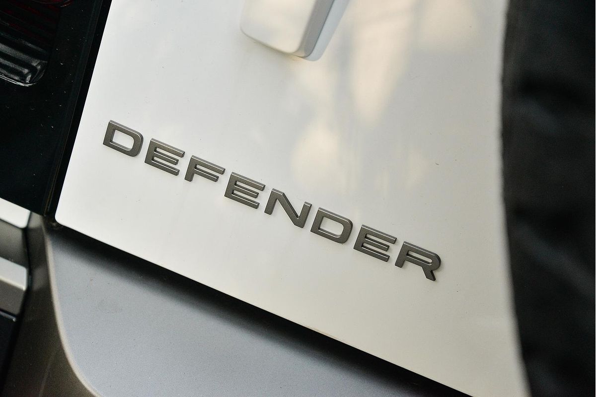 2024 Land Rover Defender 110 P400 X-Dynamic HSE L663