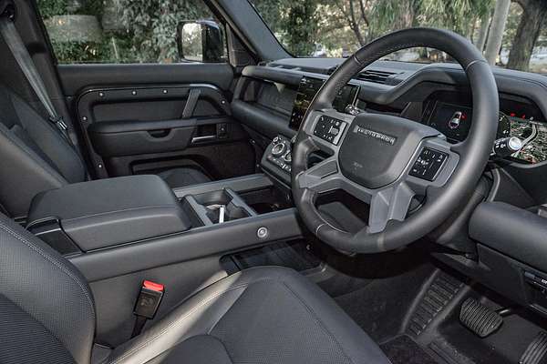 2024 Land Rover Defender 110 D350 X-Dynamic HSE L663