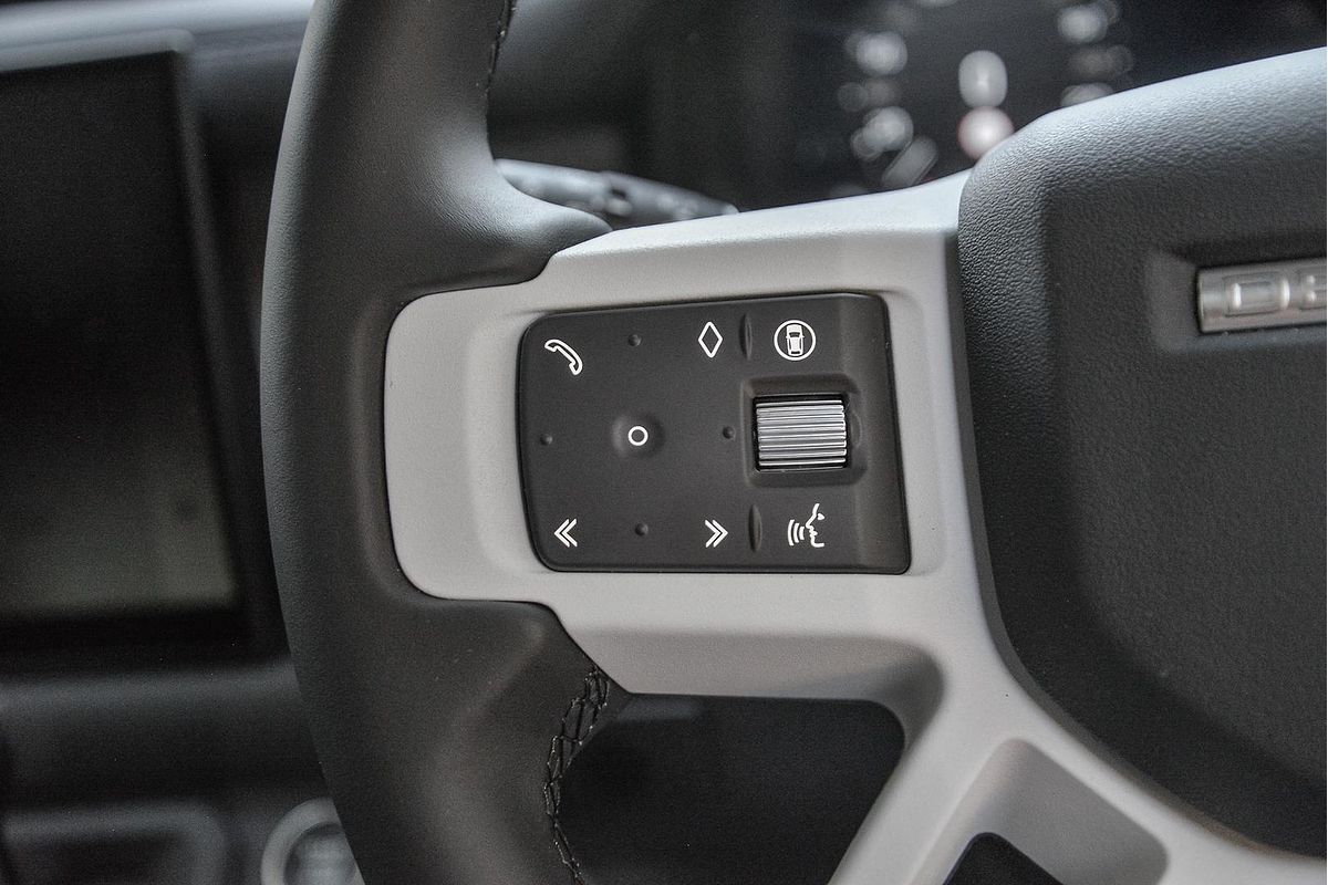 2024 Land Rover Defender 110 P400 X-Dynamic HSE L663