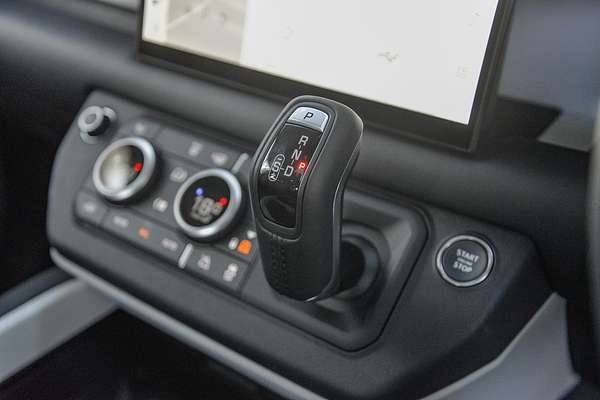 2024 Land Rover Defender 110 P400 X-Dynamic HSE L663