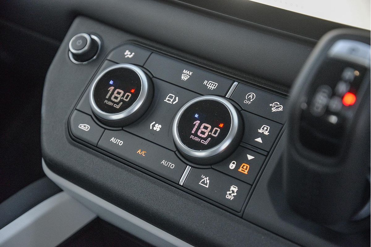 2024 Land Rover Defender 110 P400 X-Dynamic HSE L663