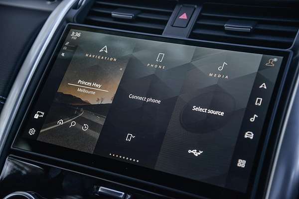 2025 Land Rover Discovery P360 Dynamic HSE Series 5