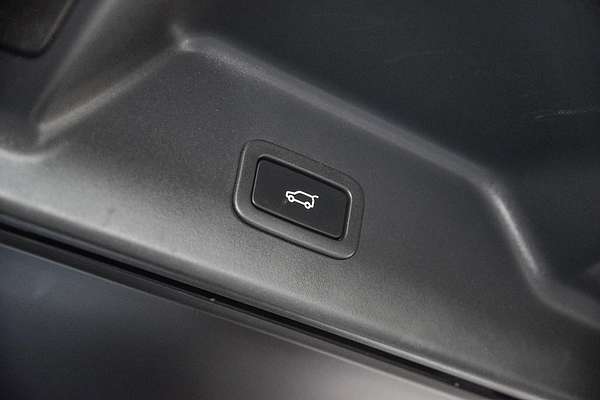 2021 Land Rover Range Rover D350 Westminster Black L405