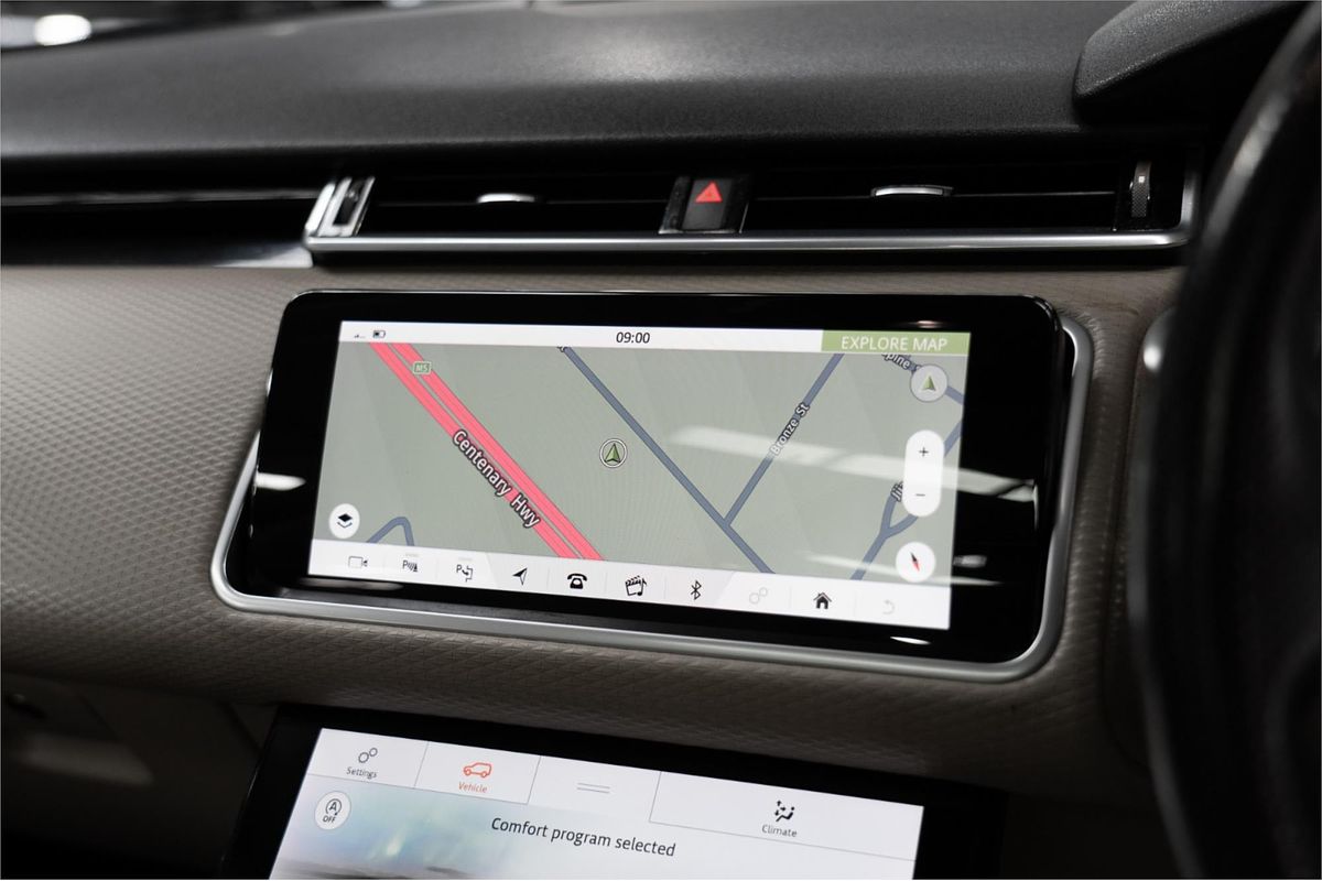 2019 Land Rover Range Rover Velar D180 SE L560