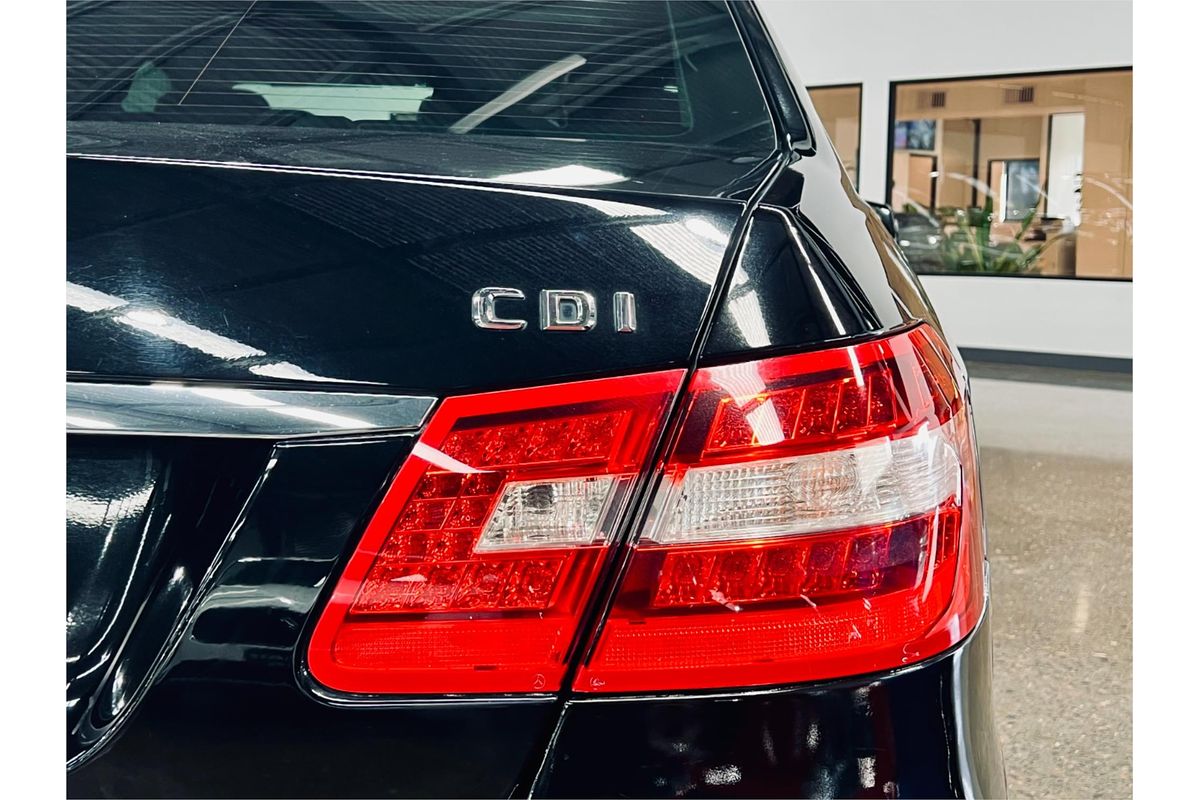 2011 Mercedes-Benz E-Class E220 CDI BlueEFFICIENCY Elegance W212