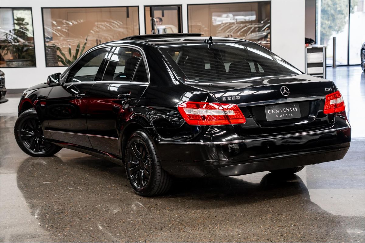 2011 Mercedes-Benz E-Class E220 CDI BlueEFFICIENCY Elegance W212