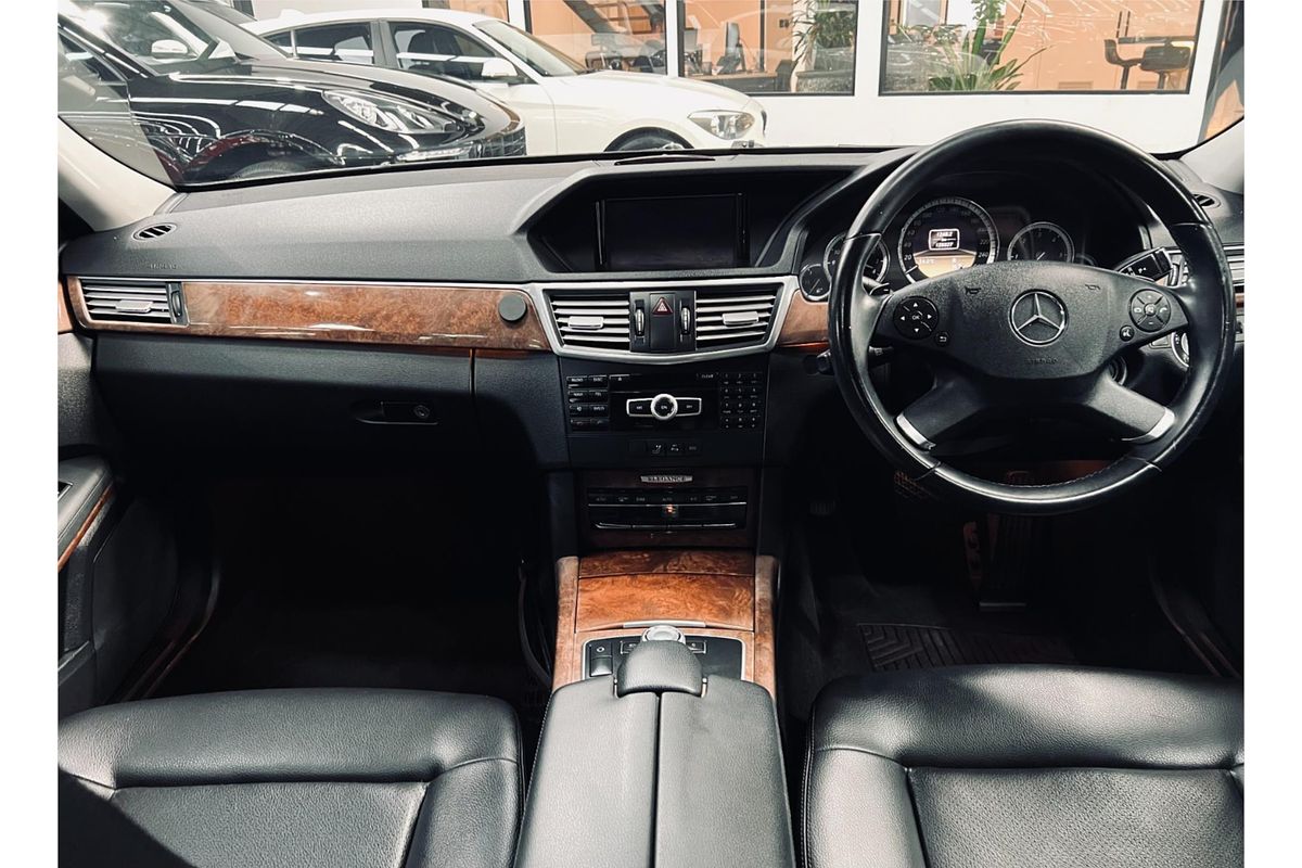 2011 Mercedes-Benz E-Class E220 CDI BlueEFFICIENCY Elegance W212