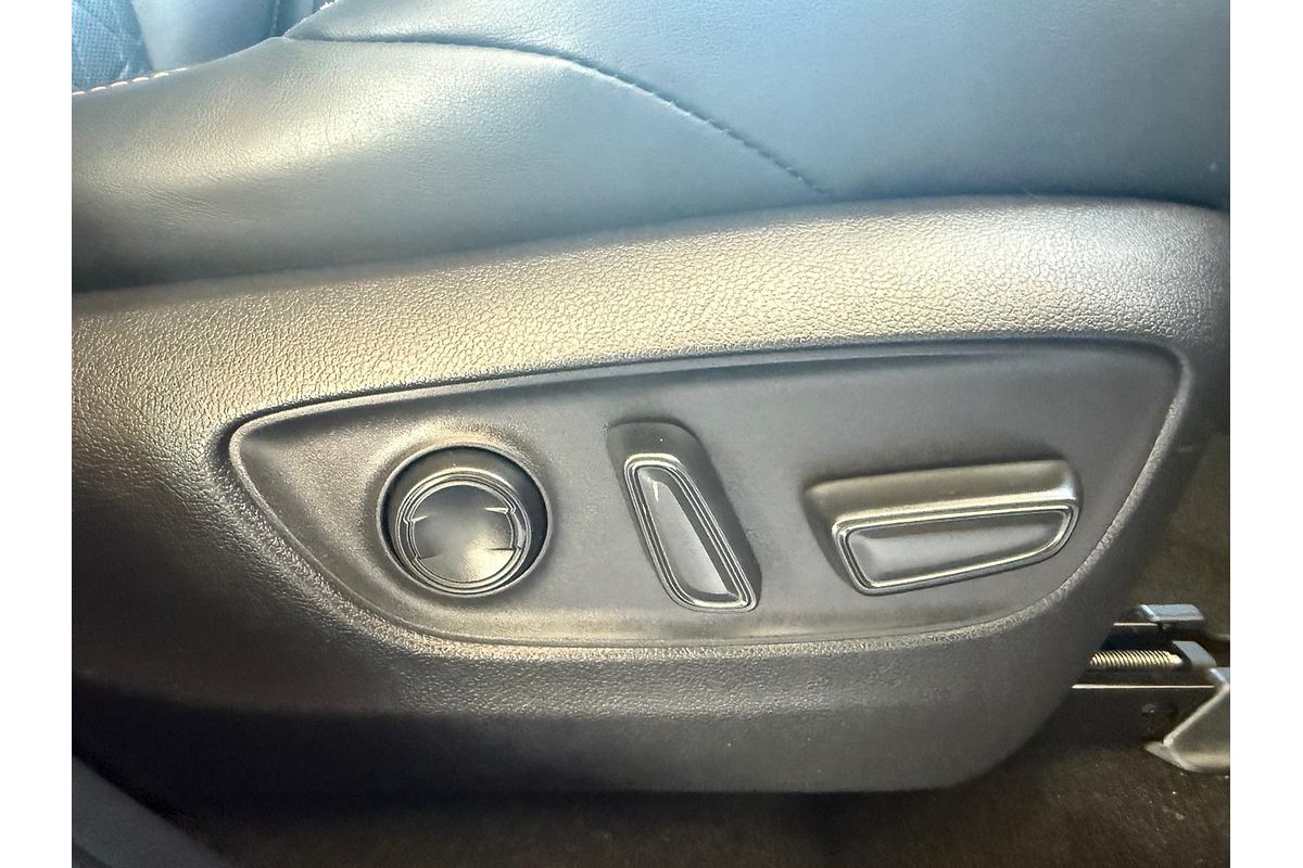 2022 Toyota RAV4 Edge AXAH54R