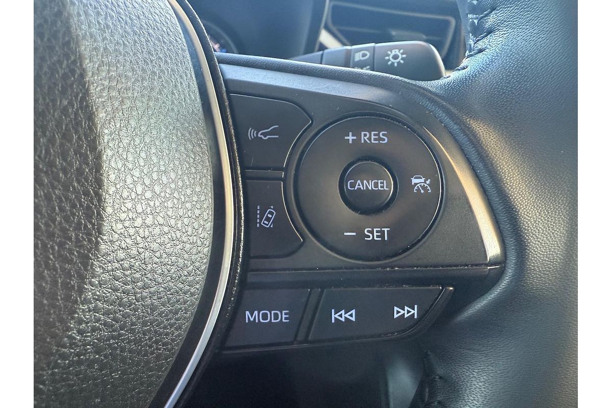 2022 Toyota RAV4 Edge AXAH54R