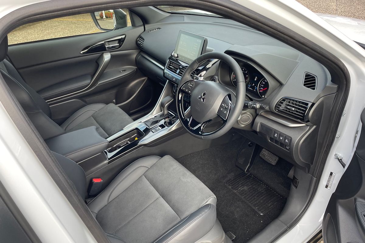 2024 Mitsubishi Eclipse Cross Black Edition YB