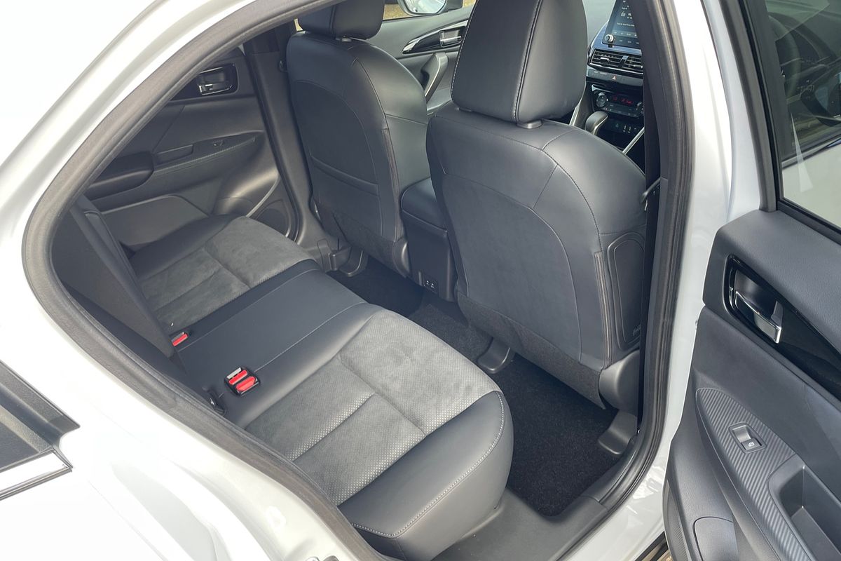 2024 Mitsubishi Eclipse Cross Black Edition YB