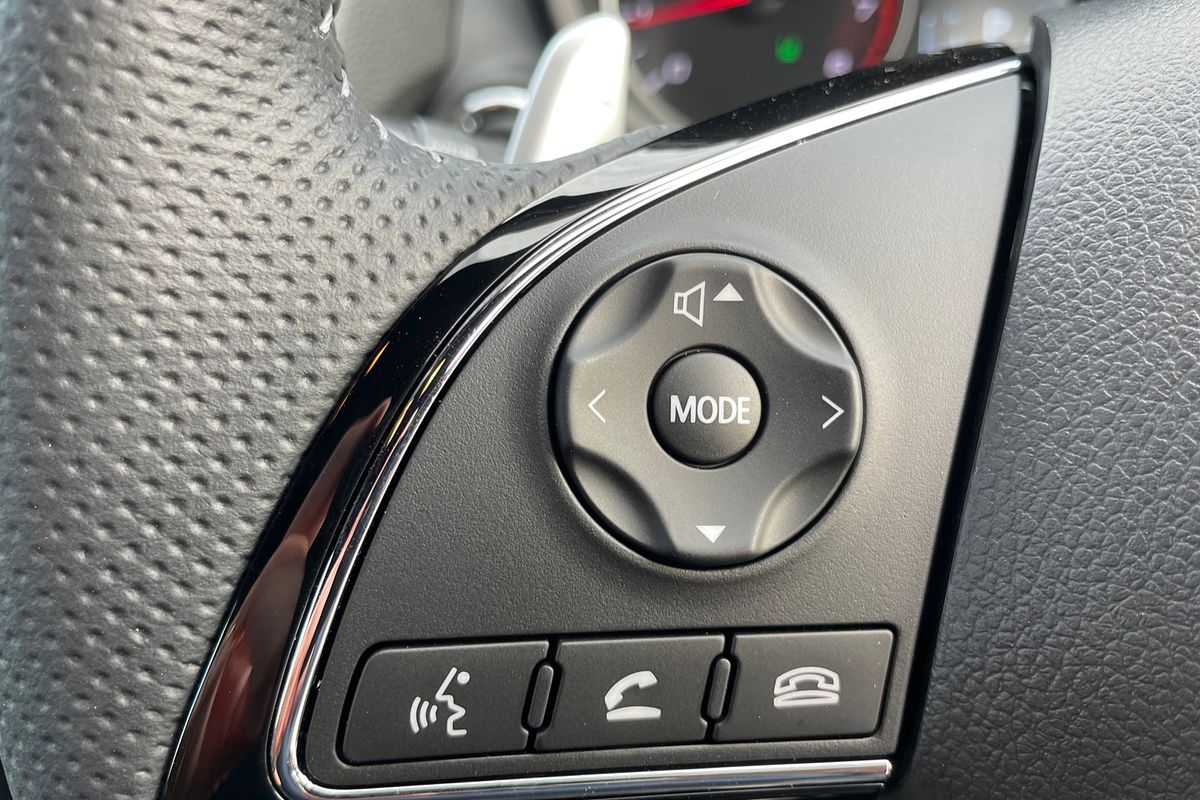 2024 Mitsubishi Eclipse Cross Black Edition YB