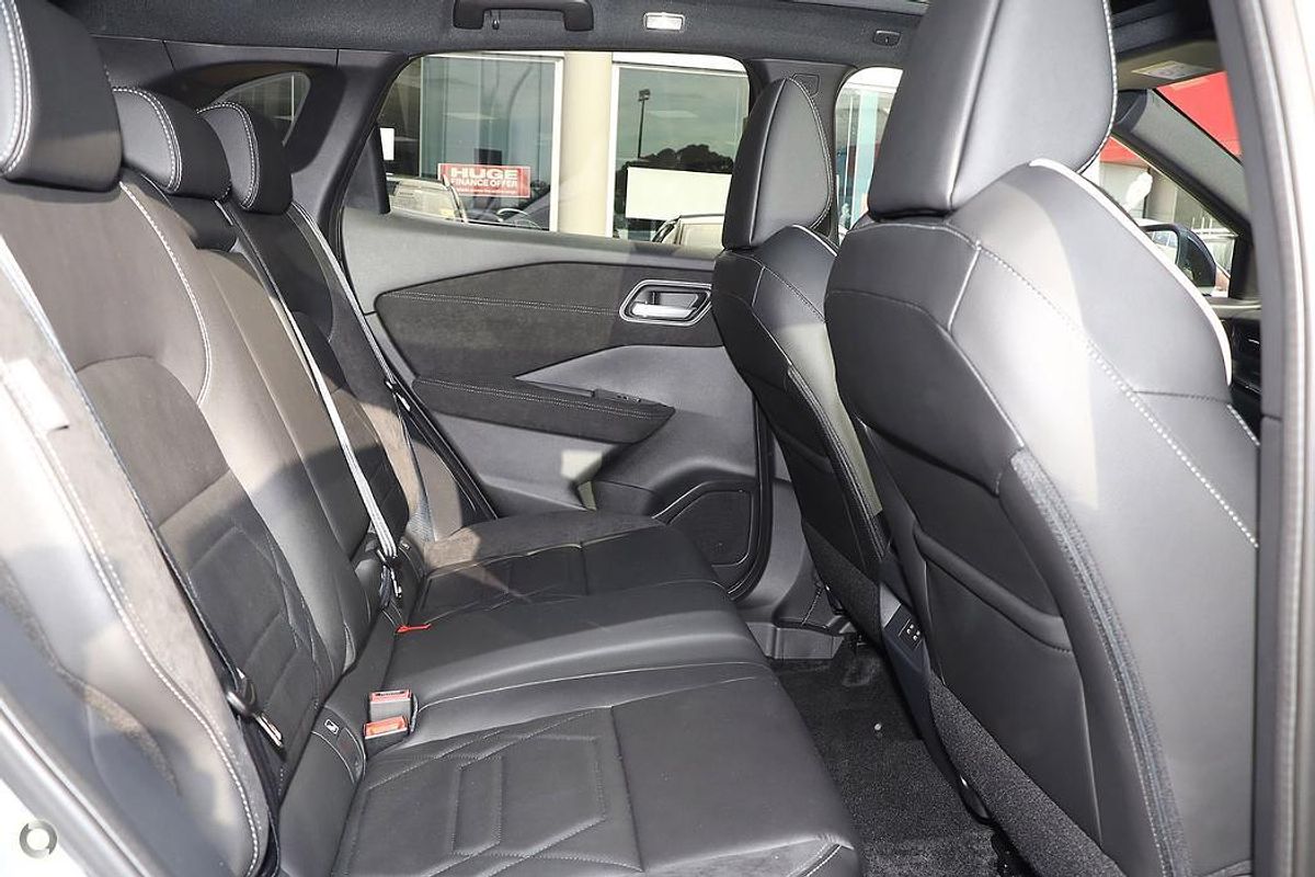 2025 Nissan QASHQAI N-DESIGN e-POWER J12