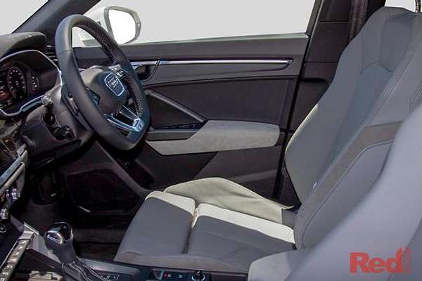 2025 Audi Q3 40 TFSI S line F3