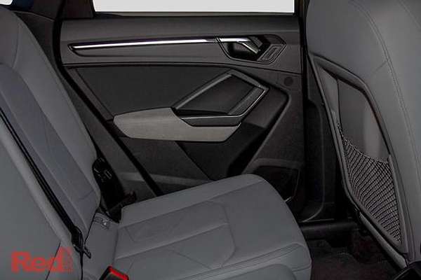 2025 Audi Q3 40 TFSI S line F3