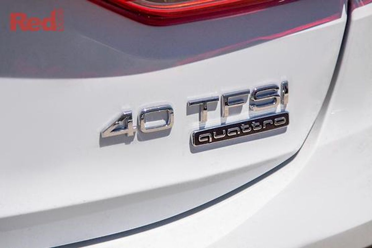 2025 Audi Q3 40 TFSI S line F3
