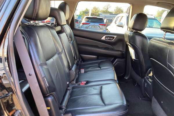 2018 Nissan Pathfinder ST-L R52 Series II